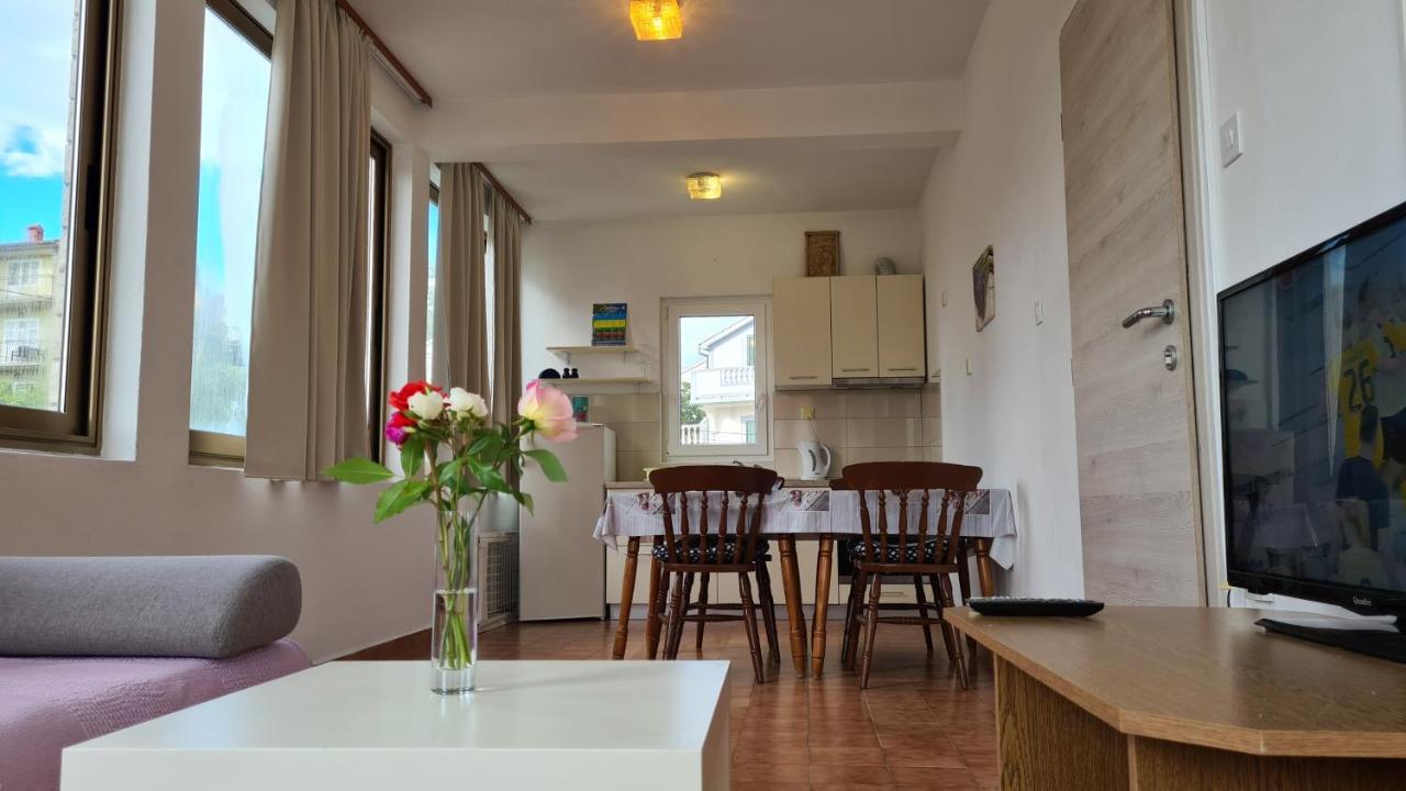 Apartments Ribaric Palit Eksteriør billede
